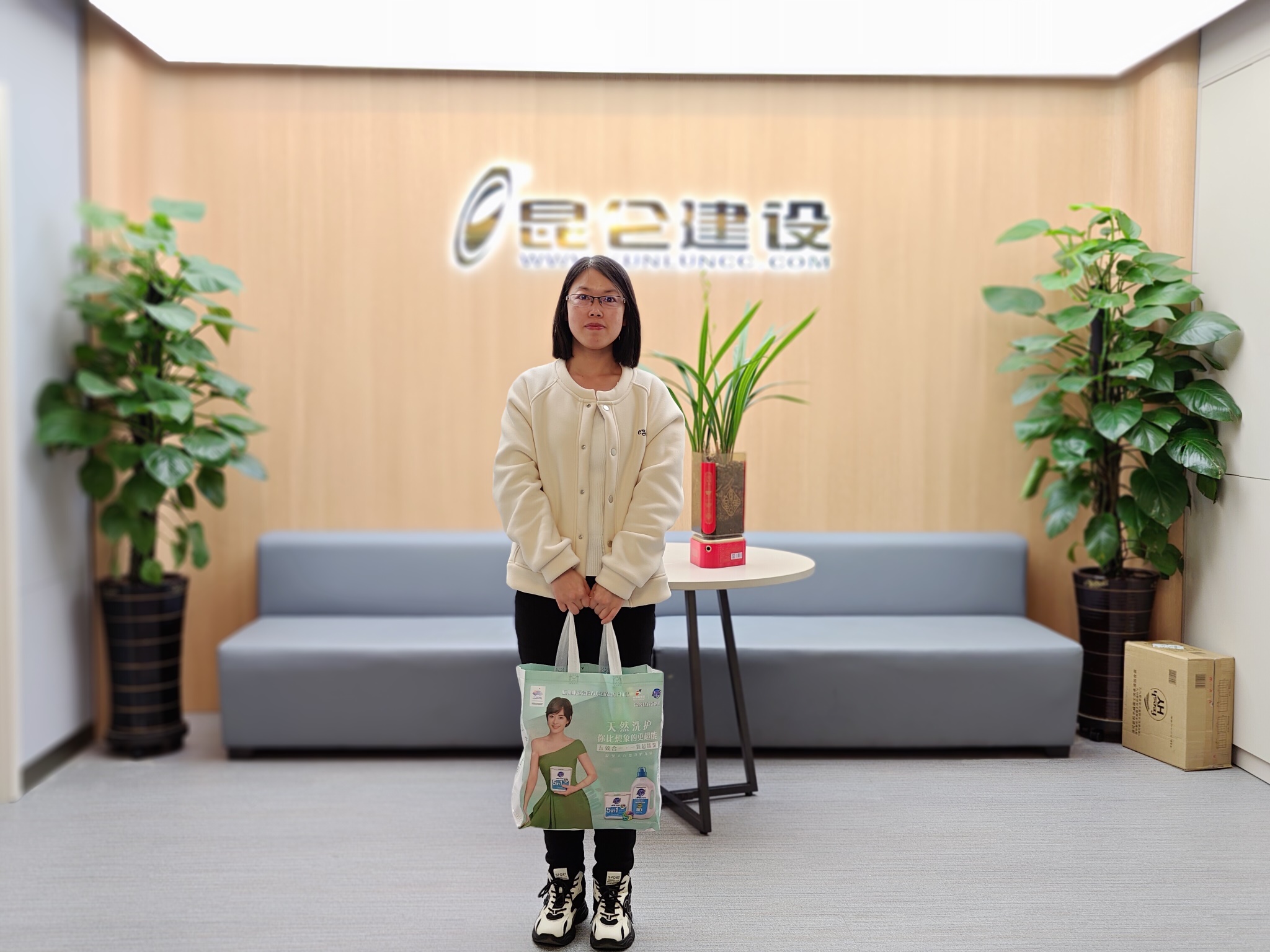 1741241923918024.jpg 473b90da9d57fb3de571ee548e62a0e.jpg